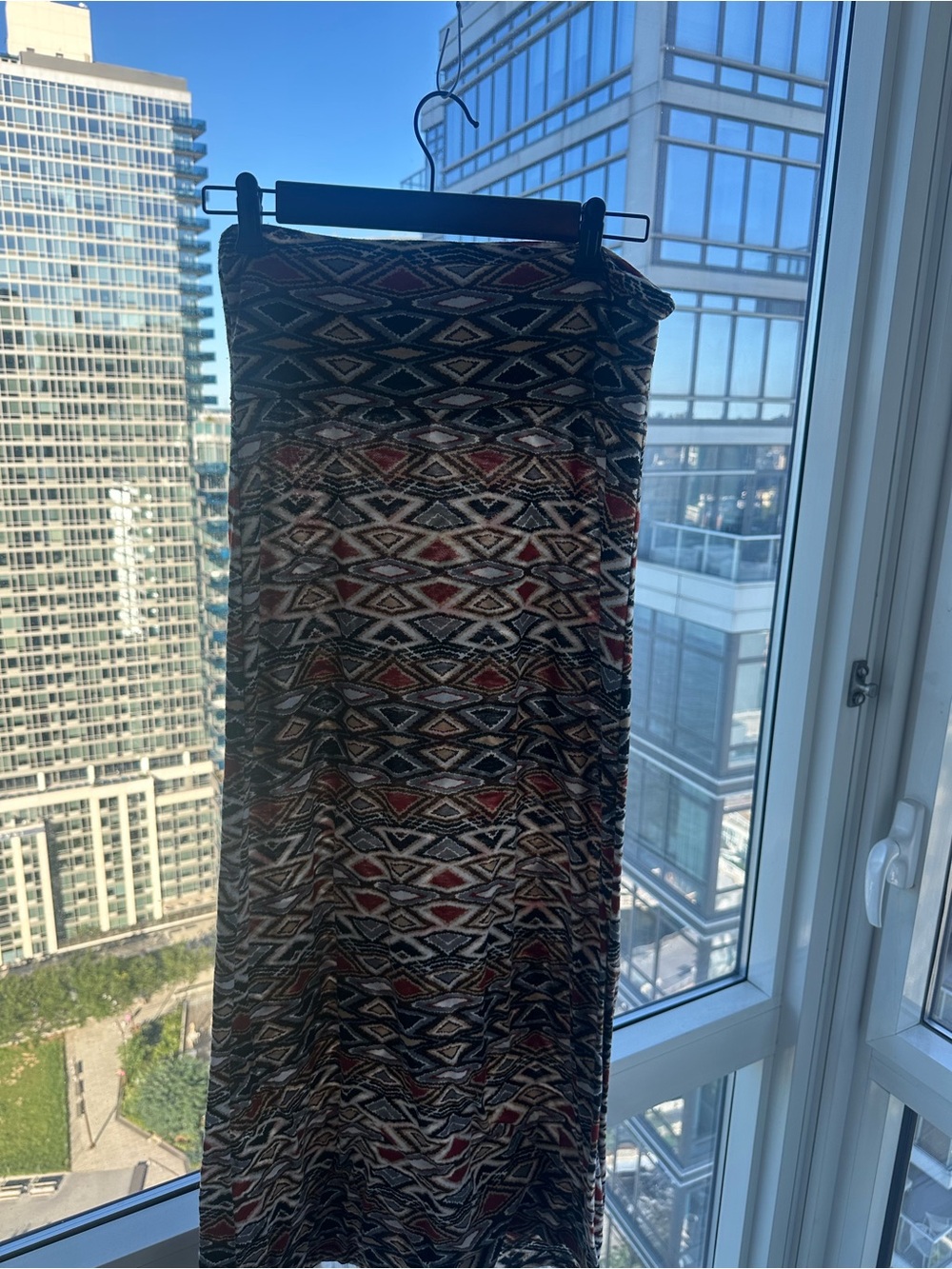Women’s Geo-Print Maxi Skirt in Black and Red
